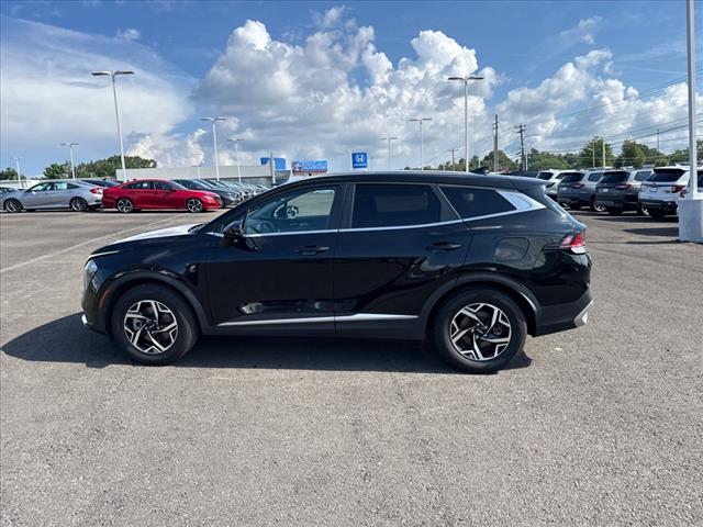 2023 Kia Sportage LX - Photo 2