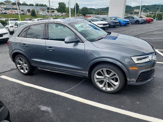 2016 Audi Q3 2.0T quattro Prestige - Photo 2