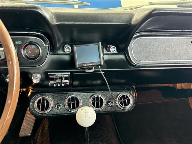 1966 Ford Mustang G.T. 350 - Photo 35