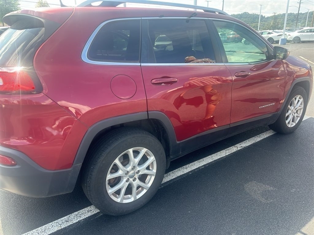 2016 Jeep Cherokee Latitude - Photo 3