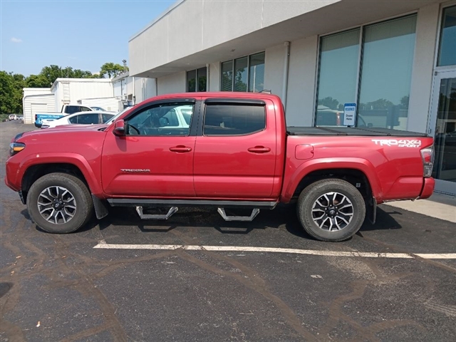 2020 Toyota Tacoma TRD Sport - Photo 3