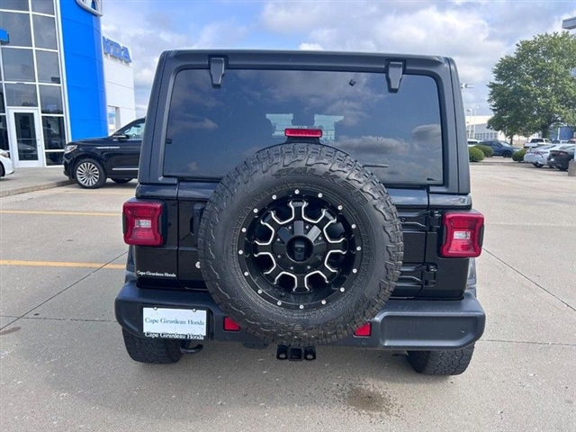 2020 Jeep Wrangler Unlimited Sahara - Photo 4