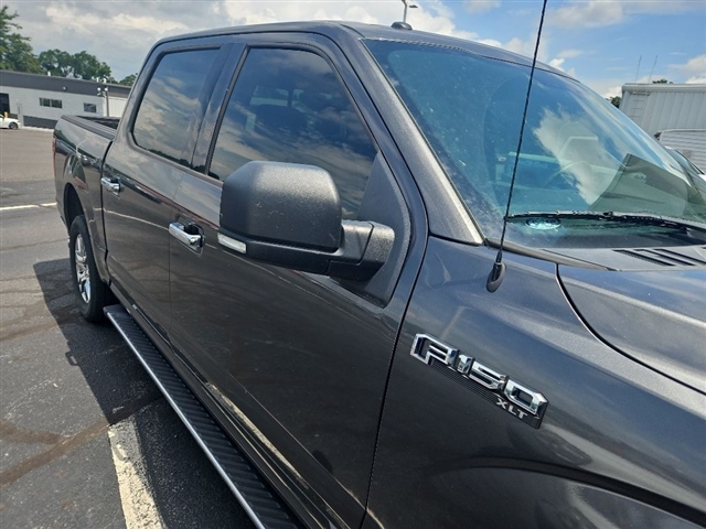 2015 Ford F-150 XLT - Photo 4