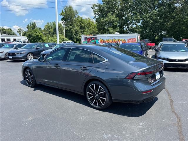 2025 Honda Accord Hybrid Touring - Photo 4