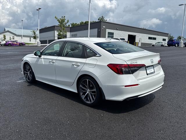 2024 Honda Civic Touring - Photo 4