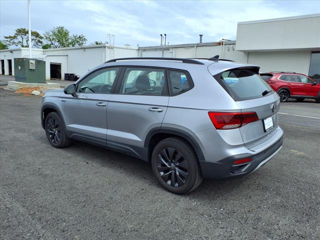 2022 Volkswagen Taos S 4Motion - Photo 4