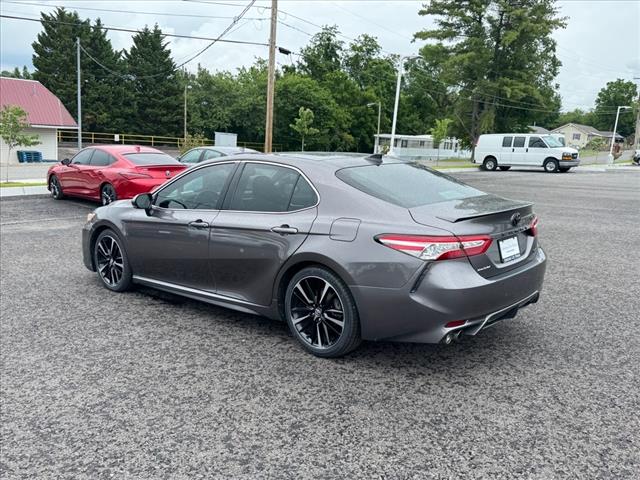 2020 Toyota Camry XSE V6 - Photo 4