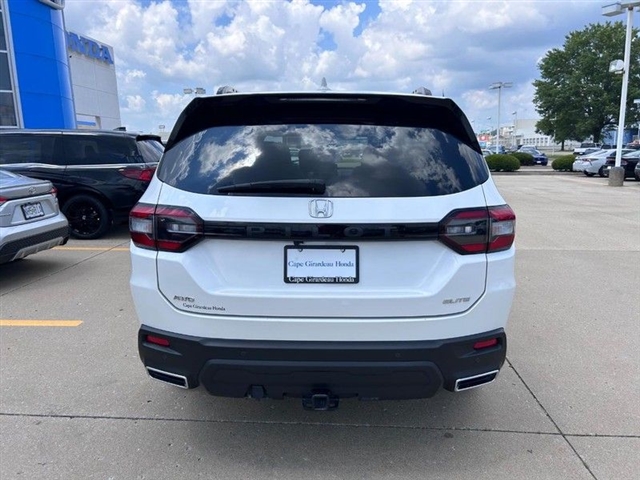 2023 Honda Pilot Elite - Photo 4