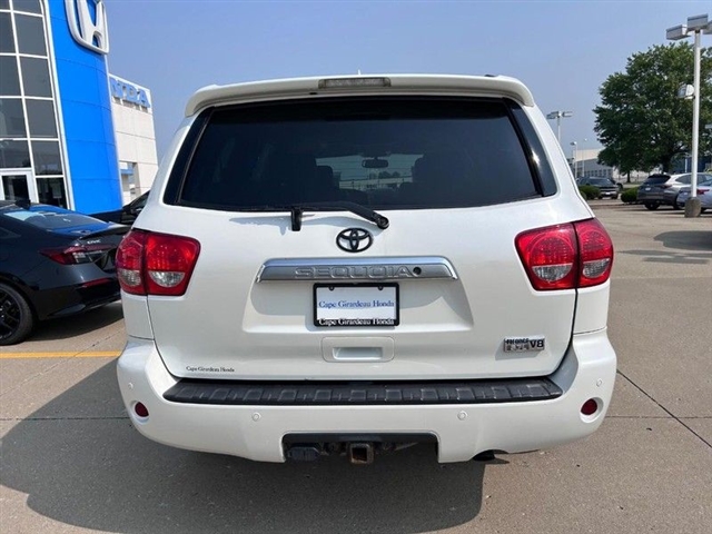 2011 Toyota Sequoia Platinum - Photo 4