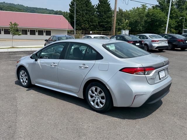 2023 Toyota Corolla LE - Photo 4