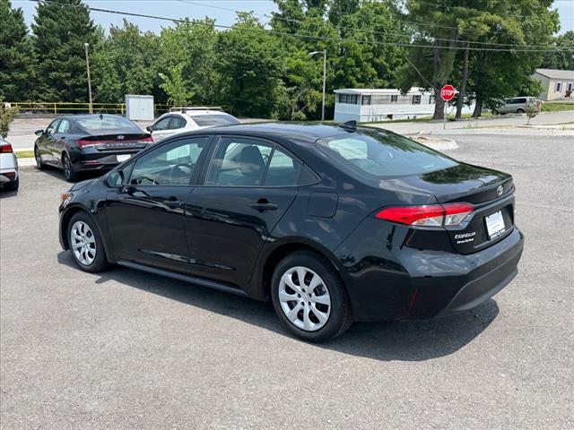 2023 Toyota Corolla LE - Photo 4