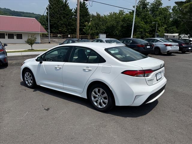 2022 Toyota Corolla LE - Photo 4