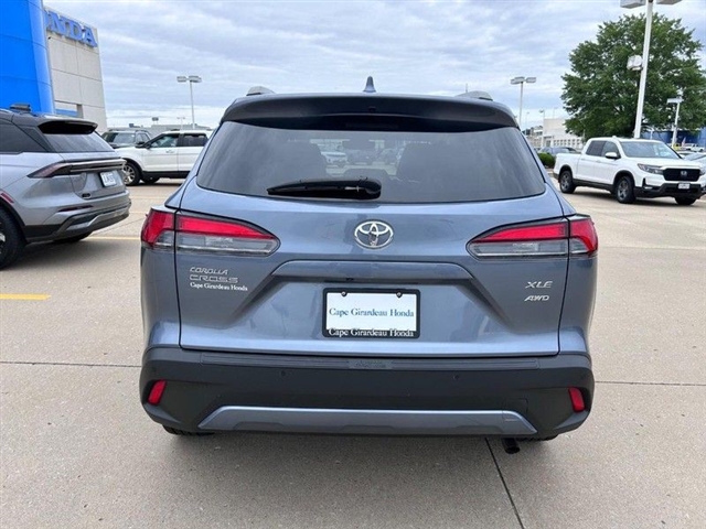 2022 Toyota Corolla Cross XLE - Photo 4