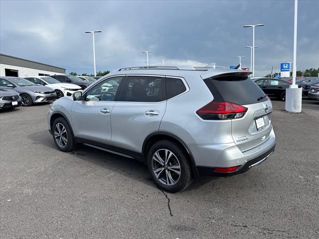 2019 Nissan Rogue SV - Photo 4