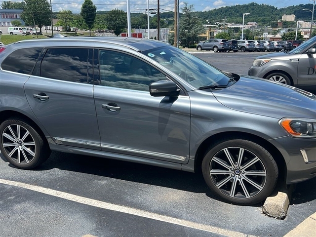 2017 Volvo XC60 T6 Inscription - Photo 4