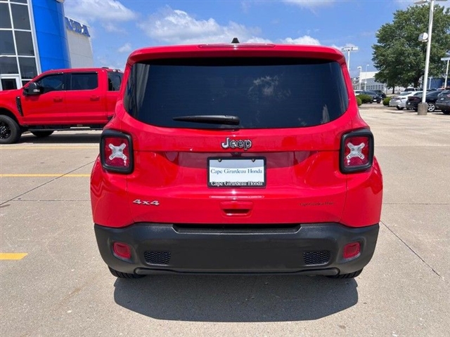 2021 Jeep Renegade Jeepster - Photo 4