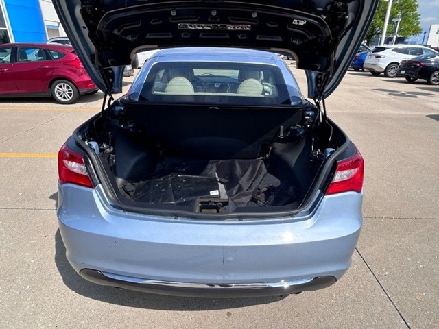 2013 Chrysler 200 Limited - Photo 5