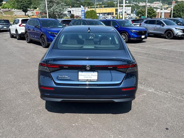 2023 Honda Accord EX - Photo 5