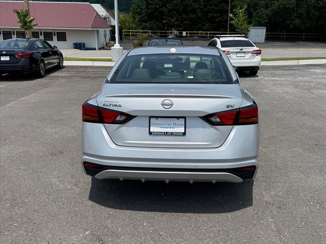 2023 Nissan Altima 2.5 SV - Photo 5