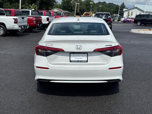 2024 Honda Civic Touring - Photo 5
