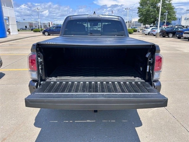2021 Toyota Tacoma TRD Sport - Photo 5