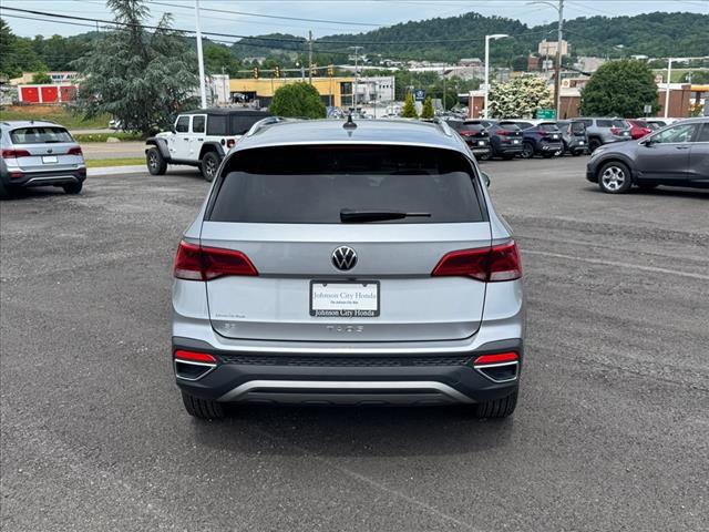 2024 Volkswagen Taos SE - Photo 5