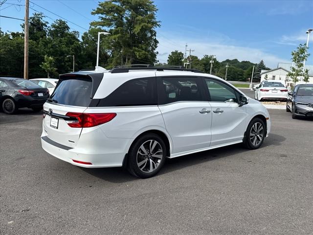 2024 Honda Odyssey Touring - Photo 5
