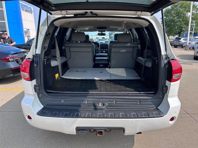 2011 Toyota Sequoia Platinum - Photo 5