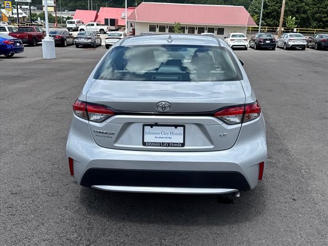 2021 Toyota Corolla LE - Photo 5