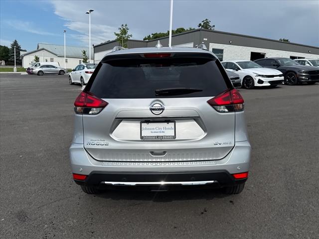 2019 Nissan Rogue SV - Photo 5
