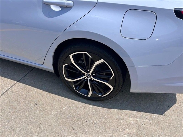 2023 Nissan Altima 2.5 SR - Photo 7