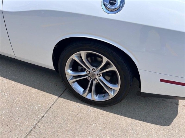 2022 Dodge Challenger R/T - Photo 7