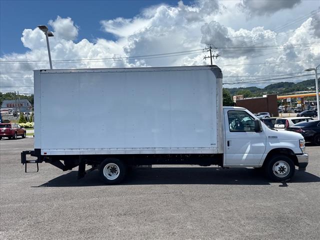2022 Ford E-Series E-350 SD - Photo 8
