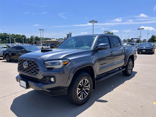 2021 Toyota Tacoma TRD Sport - Photo 8