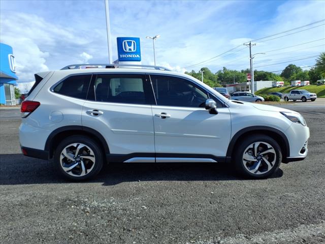 2023 Subaru Forester Touring - Photo 8