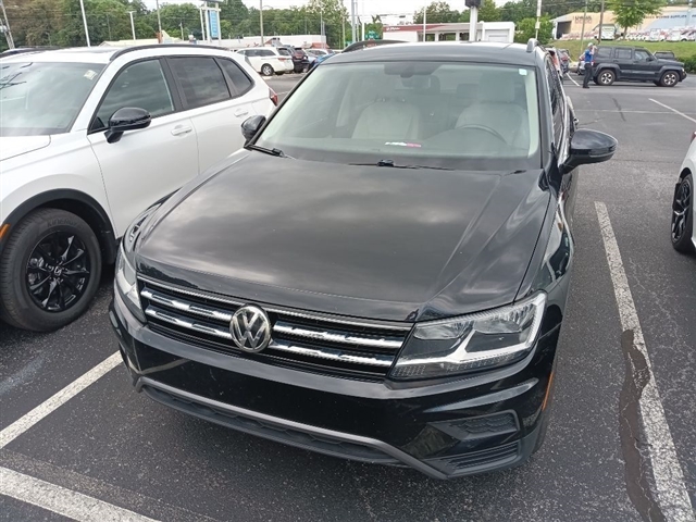 2021 Volkswagen Tiguan SE R-Line Black