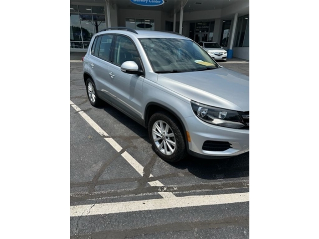 2017 Volkswagen Tiguan S