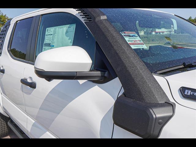 2025 Toyota Tacoma Trailhunter HV