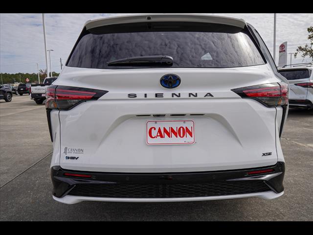 2025 Toyota Sienna XSE 7-Passenger