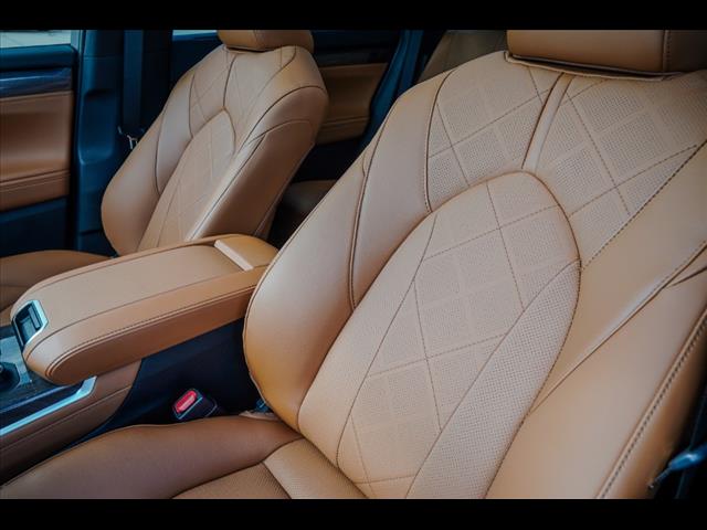 2025 Toyota Highlander Platinum
