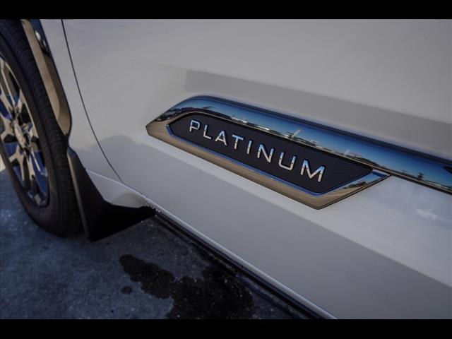 2025 Toyota Tundra Platinum HV
