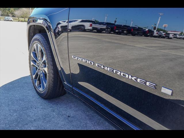 2022 Jeep Grand Cherokee Overland