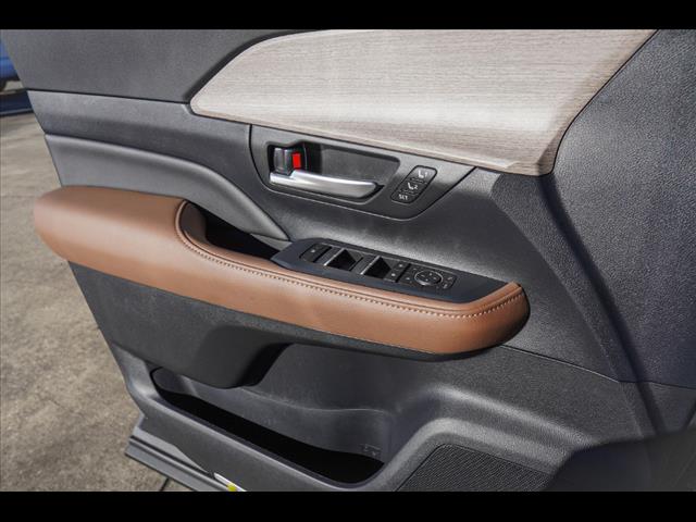 2025 Toyota Grand Highlander Platinum