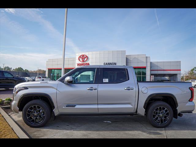 2025 Toyota Tundra Platinum HV