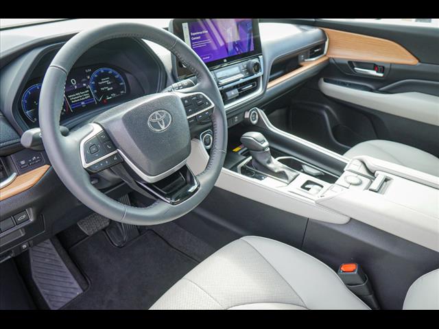 2024 Toyota Grand Highlander Limited