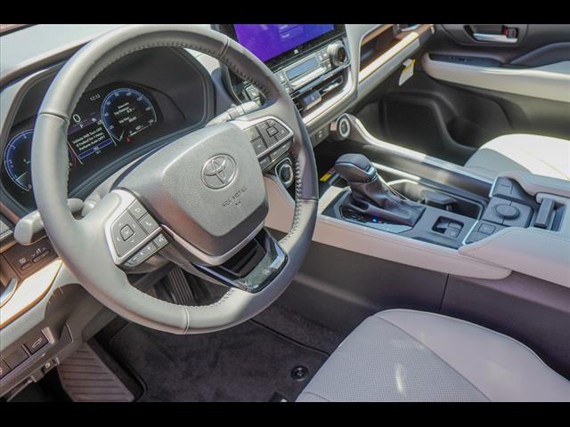 2025 Toyota Grand Highlander Limited