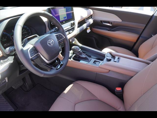 2025 Toyota Grand Highlander Platinum
