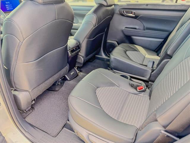 2025 Toyota Highlander XSE