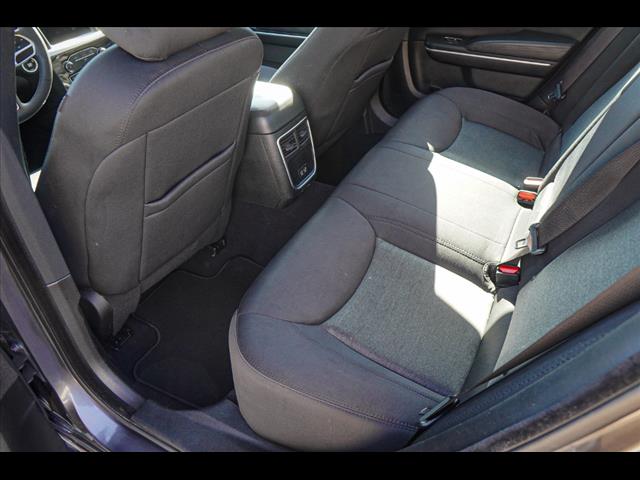 2022 Chrysler 300 Touring