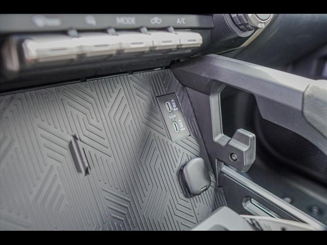 2025 Toyota Tacoma SR